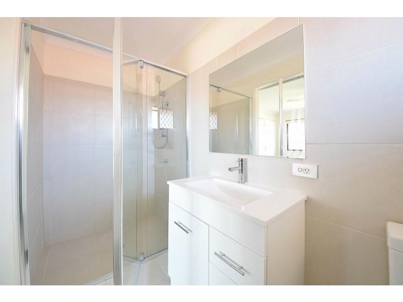 9 Palmwood Court, Burleigh Waters QLD 4220