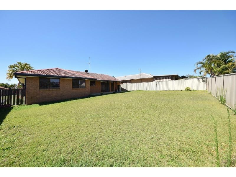 9 Palmwood Court, Burleigh Waters QLD 4220