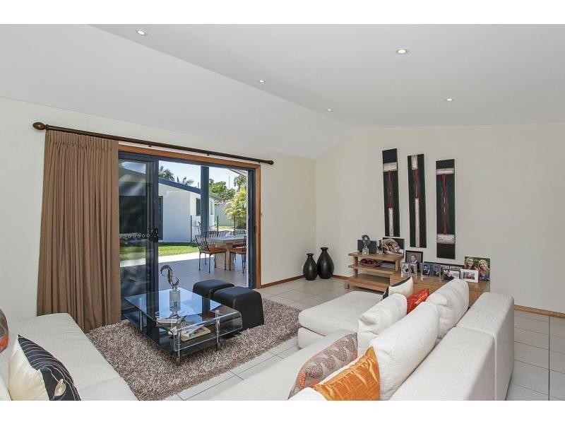 3 Turaco Court, Burleigh Waters QLD 4220