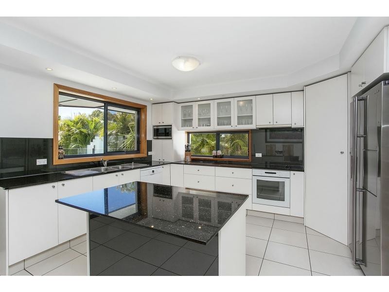 3 Turaco Court, Burleigh Waters QLD 4220