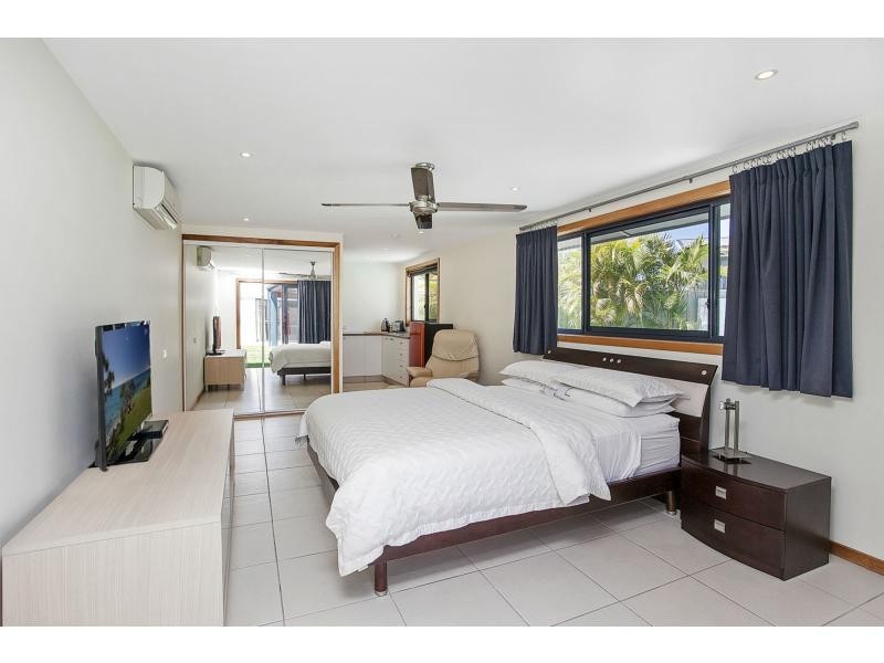 3 Turaco Court, Burleigh Waters QLD 4220