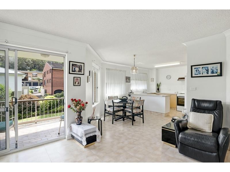 4/11 Hayle Street, Burleigh Heads QLD 4220