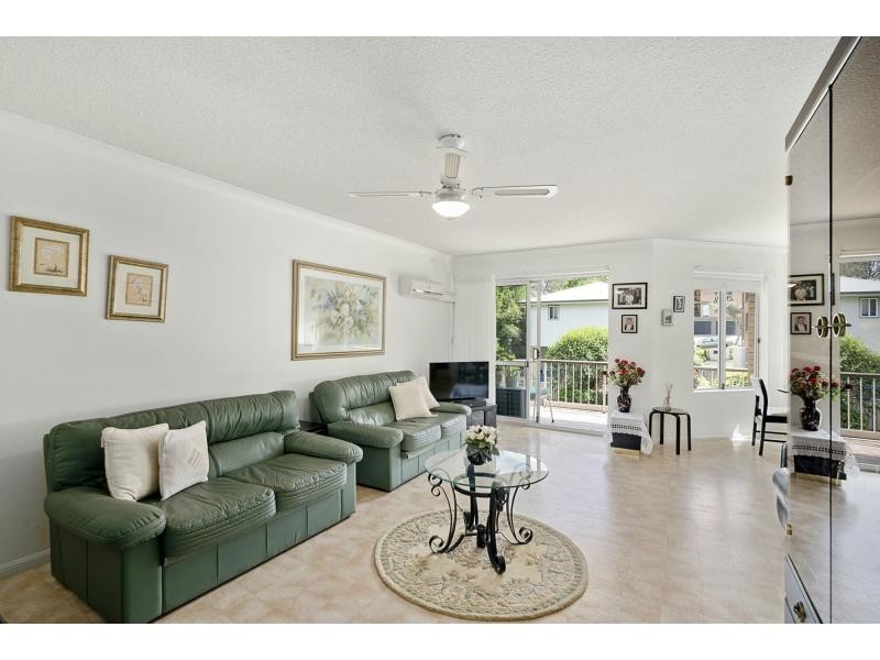 4/11 Hayle Street, Burleigh Heads QLD 4220