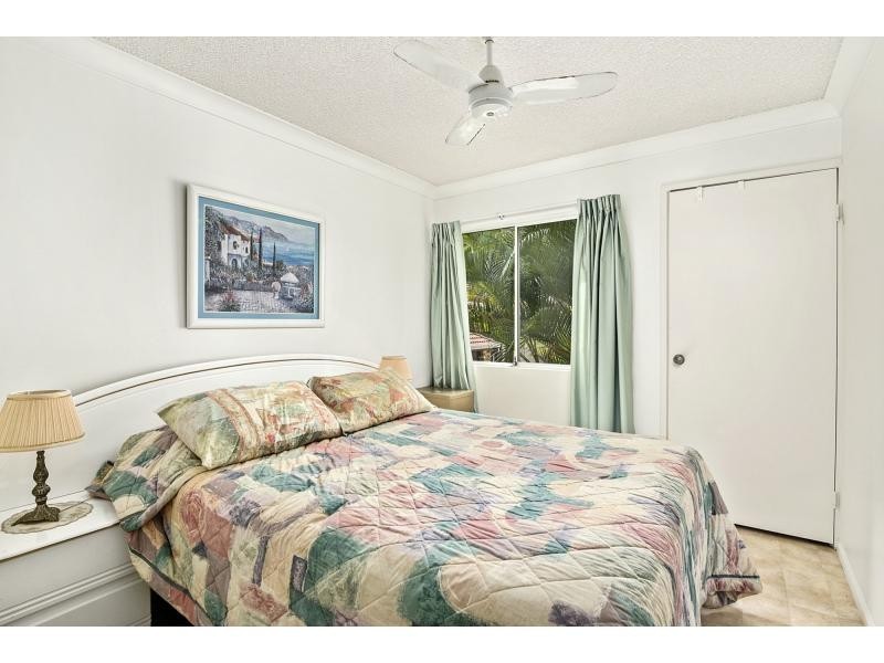 4/11 Hayle Street, Burleigh Heads QLD 4220