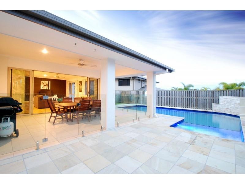 7 York Creek Crescent, Reedy Creek QLD 4227
