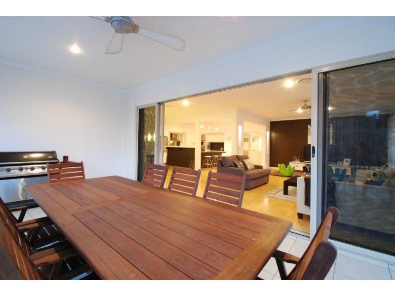 7 York Creek Crescent, Reedy Creek QLD 4227