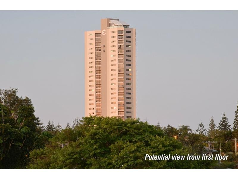 16 Eagle Avenue, Burleigh Heads QLD 4220