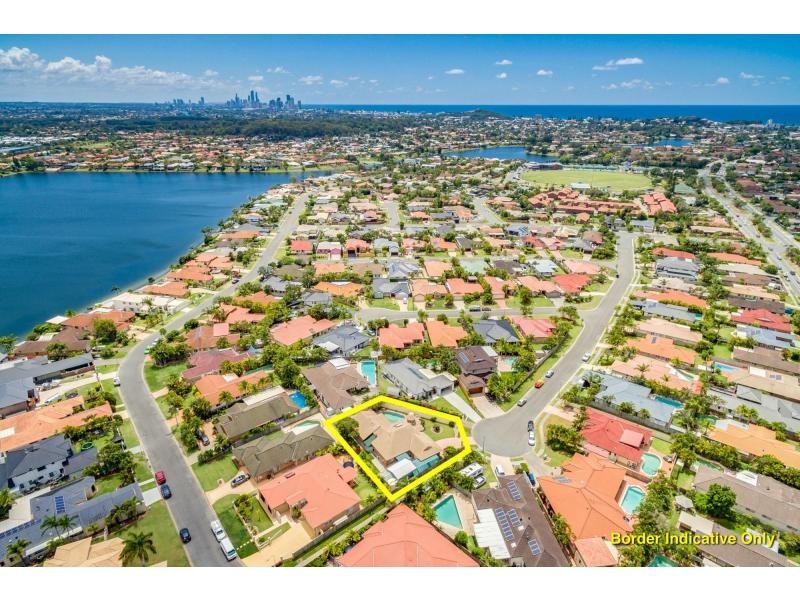 17 Sittella Crescent, Burleigh Waters QLD 4220