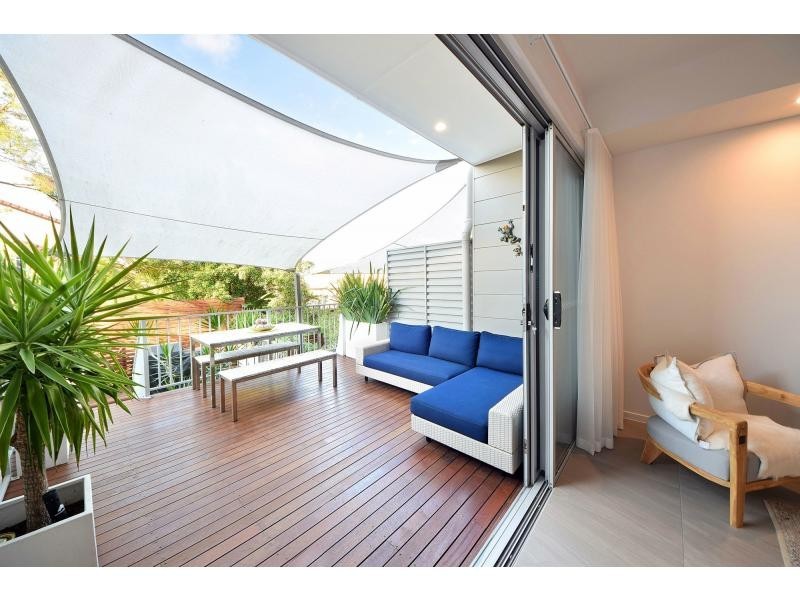 2/17 Stephens Street, Burleigh Heads QLD 4220