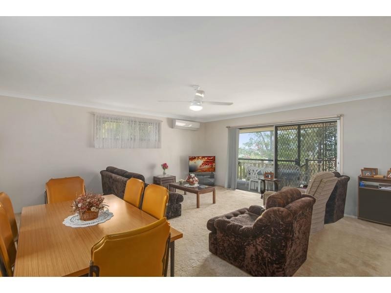 27 Timbertop Mead, Burleigh Heads QLD 4220