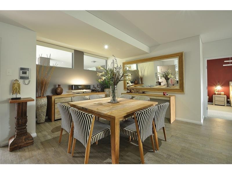 104/22 Ben Lexon Place, Robina QLD 4226