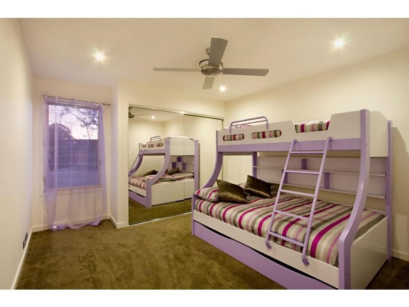 109 Acanthus Avenue, Burleigh Waters QLD 4220