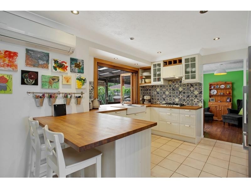 11 Grenaside Court, Robina QLD 4226