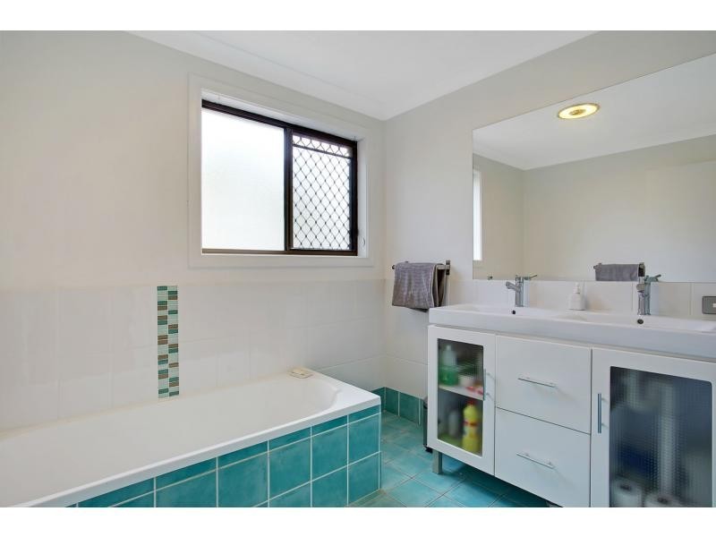 11 Grenaside Court, Robina QLD 4226