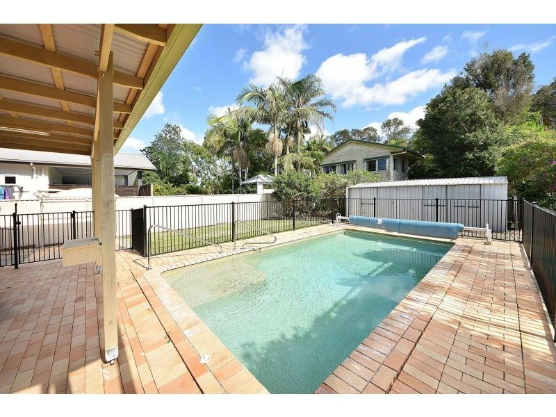 27 Bunyip Street, Burleigh Heads QLD 4220