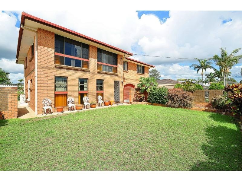 56 Burleigh Street, Burleigh Waters QLD 4220