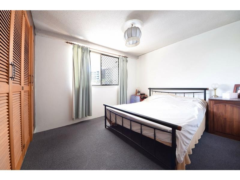 5/1740 Gold Coast Highway, Burleigh Heads QLD 4220