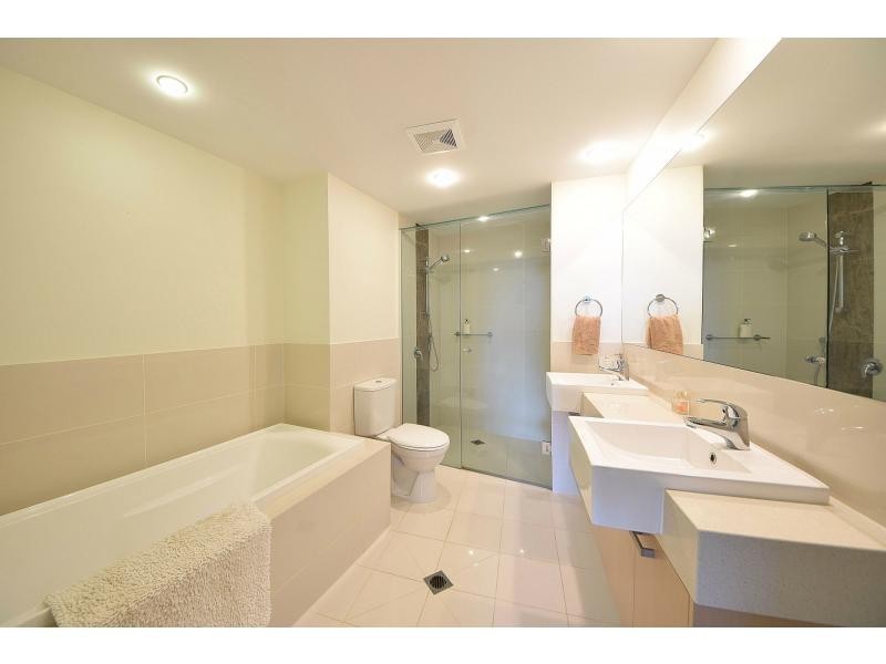 283/135 Lakelands Drive, Merrimac QLD 4226