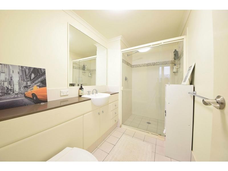 6/2104 Gold Coast Highway, Miami QLD 4220