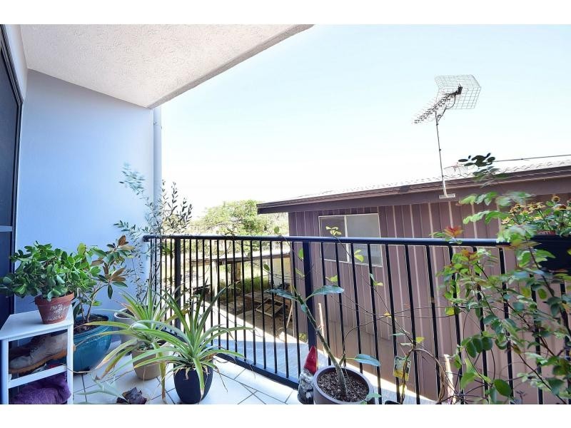 6/2104 Gold Coast Highway, Miami QLD 4220