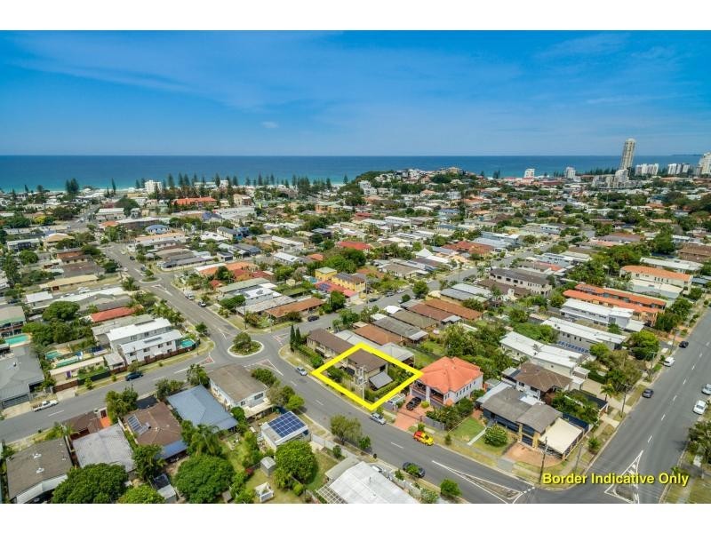 2/44 Dawn Parade, Miami QLD 4220