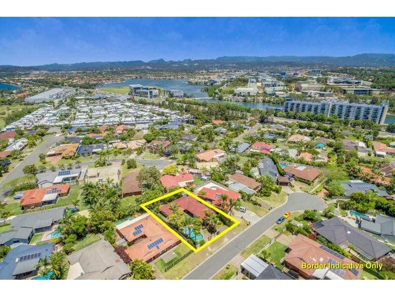 8 Mackay Place, Burleigh Waters QLD 4220