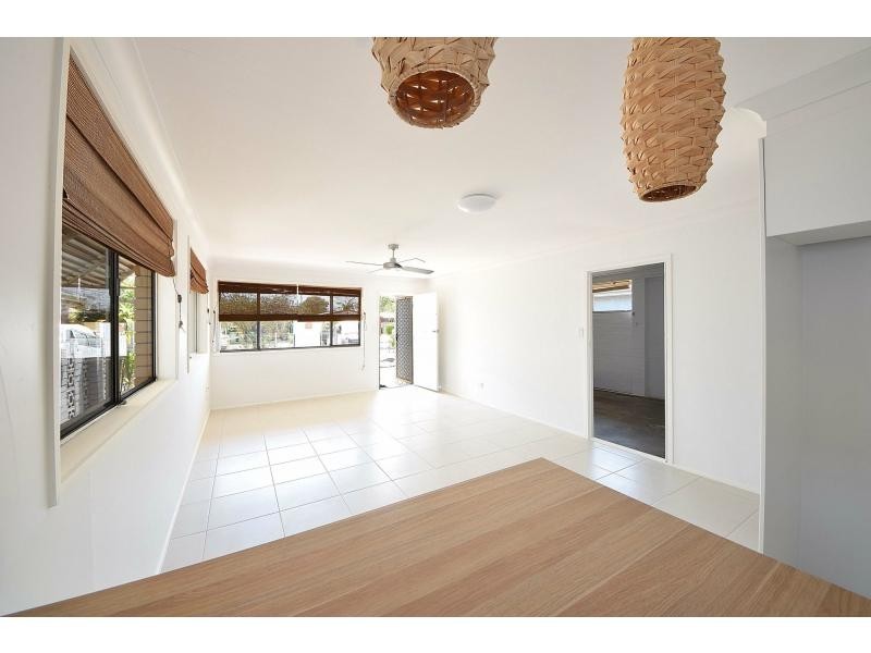 76 Chainey Avenue, Miami QLD 4220