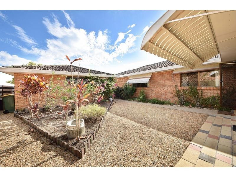 160 Acanthus Avenue, Burleigh Waters QLD 4220
