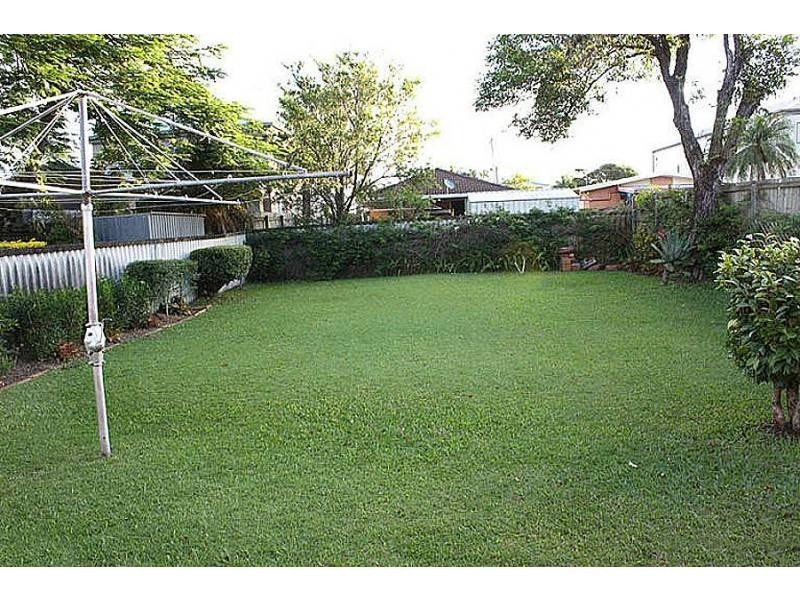 78 Nobby Parade, Miami QLD 4220