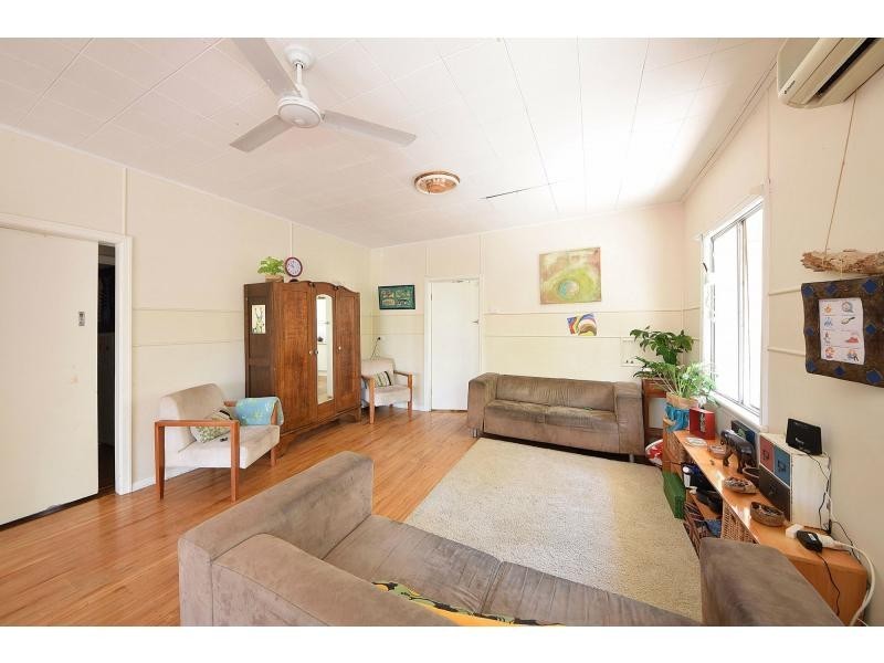 9 Elder Entrance, Burleigh Heads QLD 4220