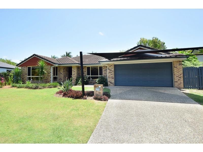 6 Wisconsin Street, Varsity Lakes QLD 4227