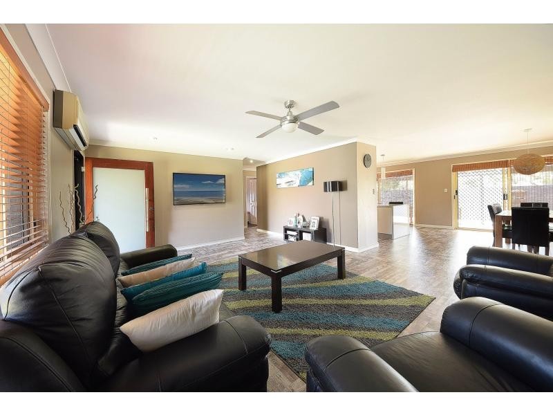 6 Wisconsin Street, Varsity Lakes QLD 4227