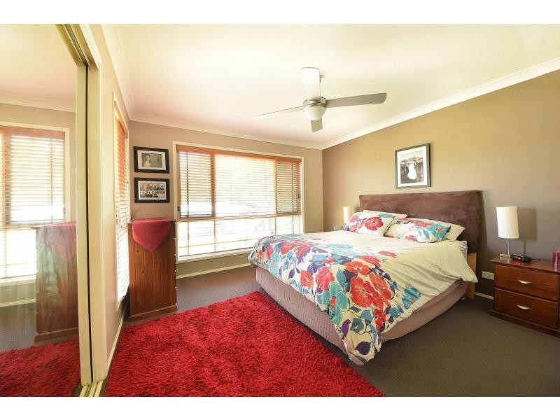 6 Wisconsin Street, Varsity Lakes QLD 4227