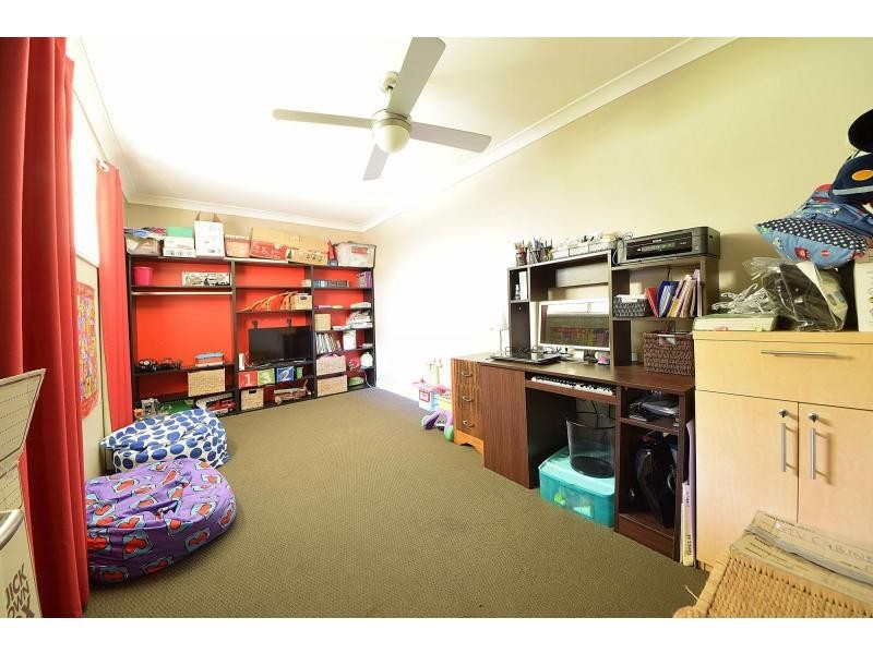 6 Wisconsin Street, Varsity Lakes QLD 4227