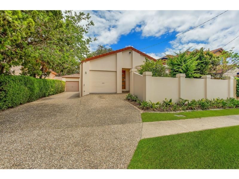 1/42 Nobby Parade, Miami QLD 4220