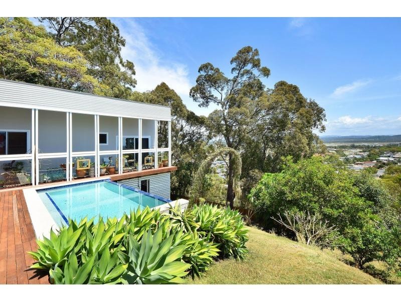 67 Rutledge Street, Coolangatta QLD 4225