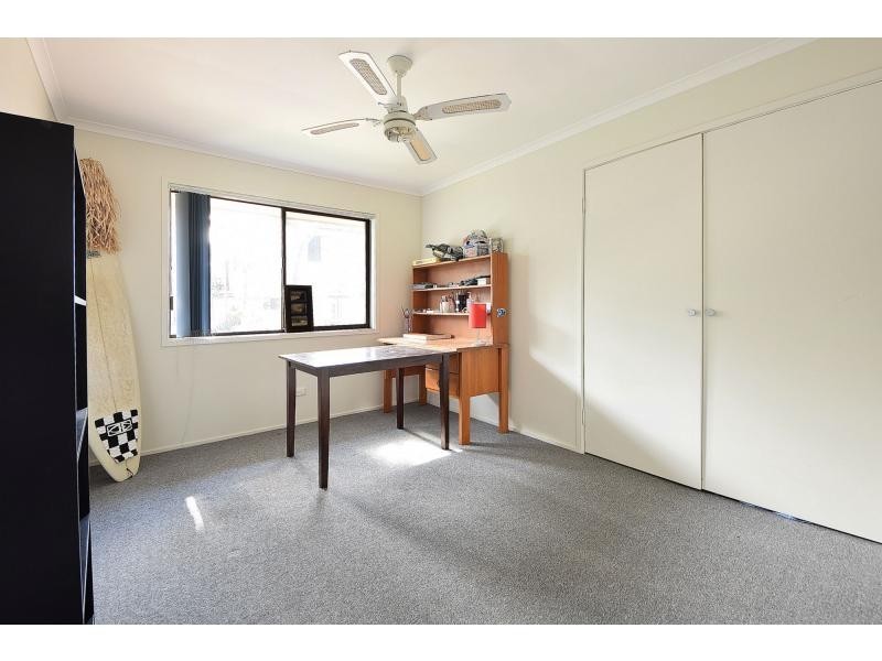 4 Barwon Street, Burleigh Waters QLD 4220