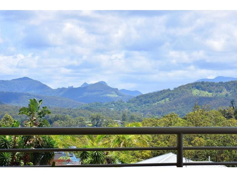 6 Chloe Court, Burleigh Heads QLD 4220