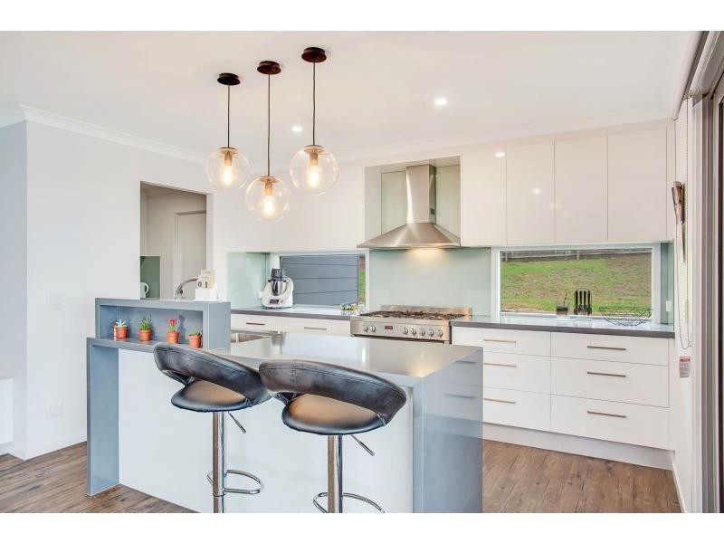 6 Chloe Court, Burleigh Heads QLD 4220