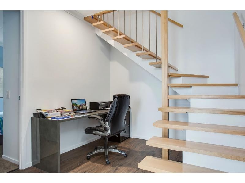 6 Chloe Court, Burleigh Heads QLD 4220