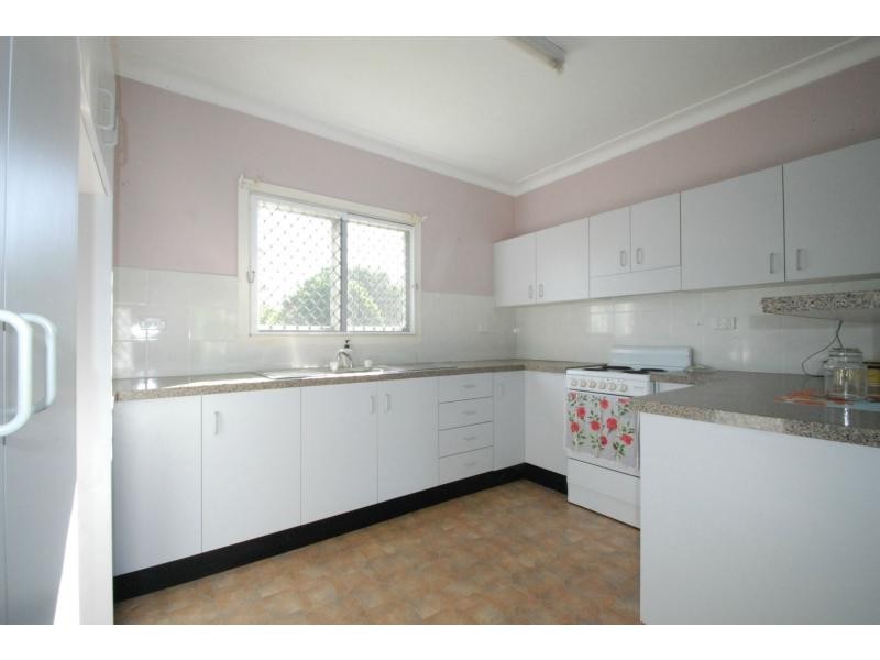 12 Evandale Crescent, Miami QLD 4220