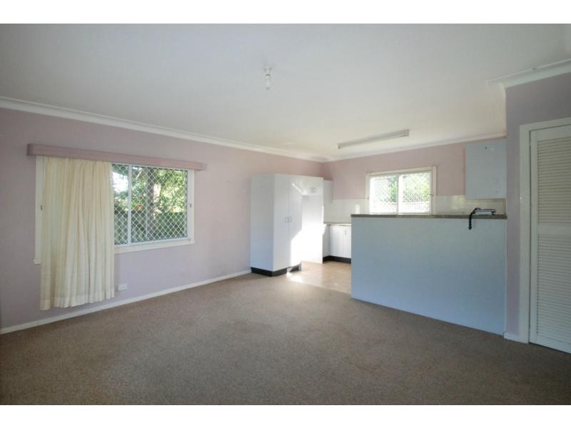 12 Evandale Crescent, Miami QLD 4220