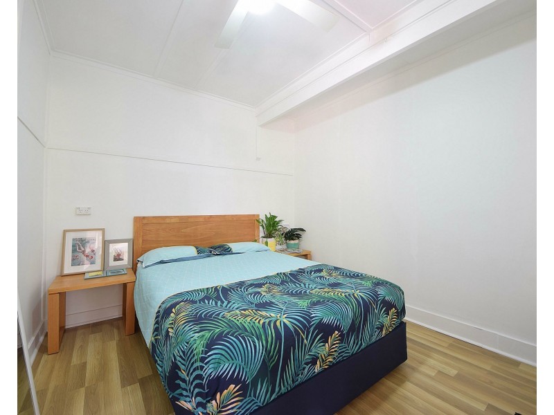 38 George Street East, Burleigh Heads QLD 4220