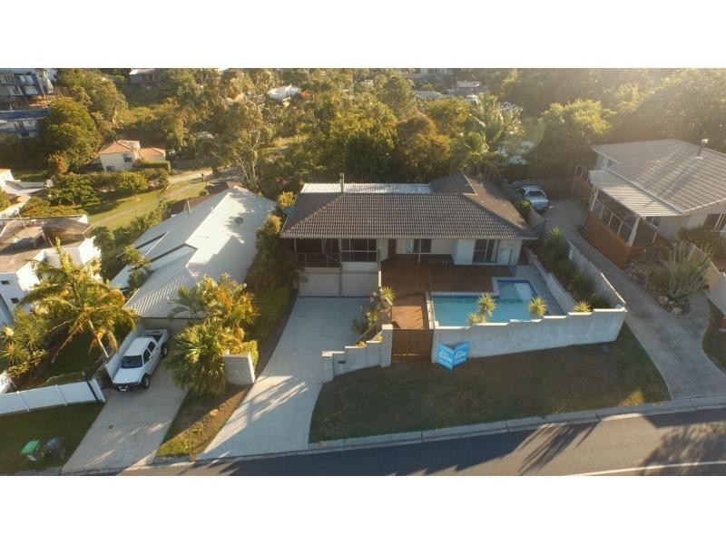 77 Angelica Street, Elanora QLD 4221