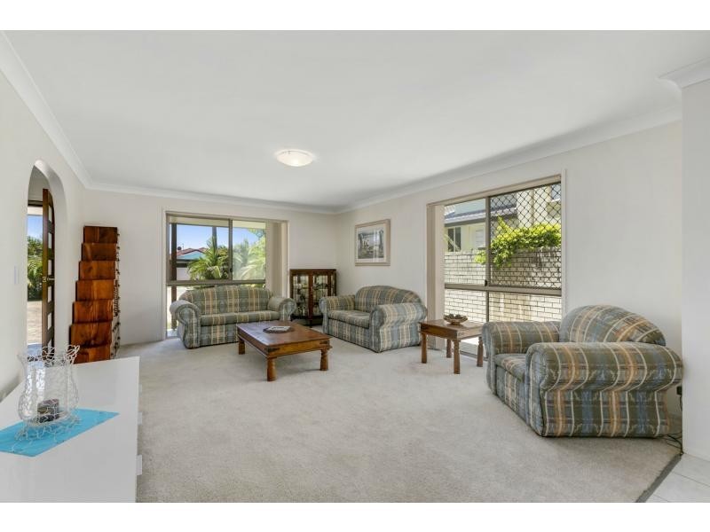 57 Pintail Crescent, Burleigh Waters QLD 4220