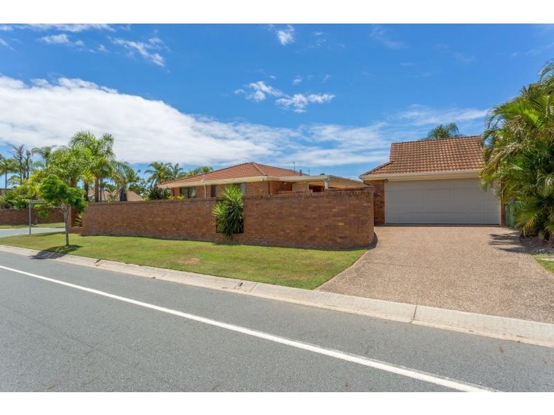 16 Cuckoo Crescent, Burleigh Waters QLD 4220