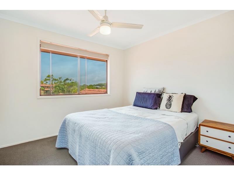 6/5 Galeen Drive, Burleigh Waters QLD 4220