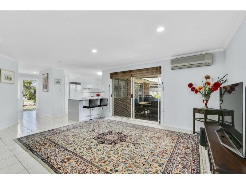 11 Gannet Street, Burleigh Waters QLD 4220