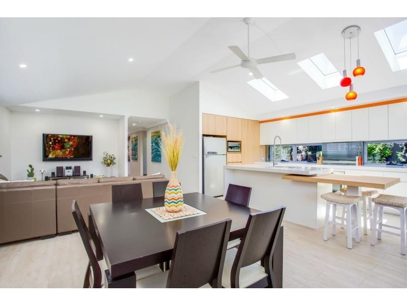 104 Chainey Avenue, Miami QLD 4220