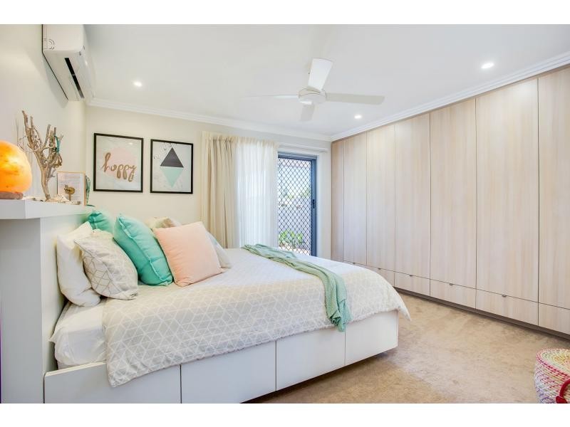 104 Chainey Avenue, Miami QLD 4220
